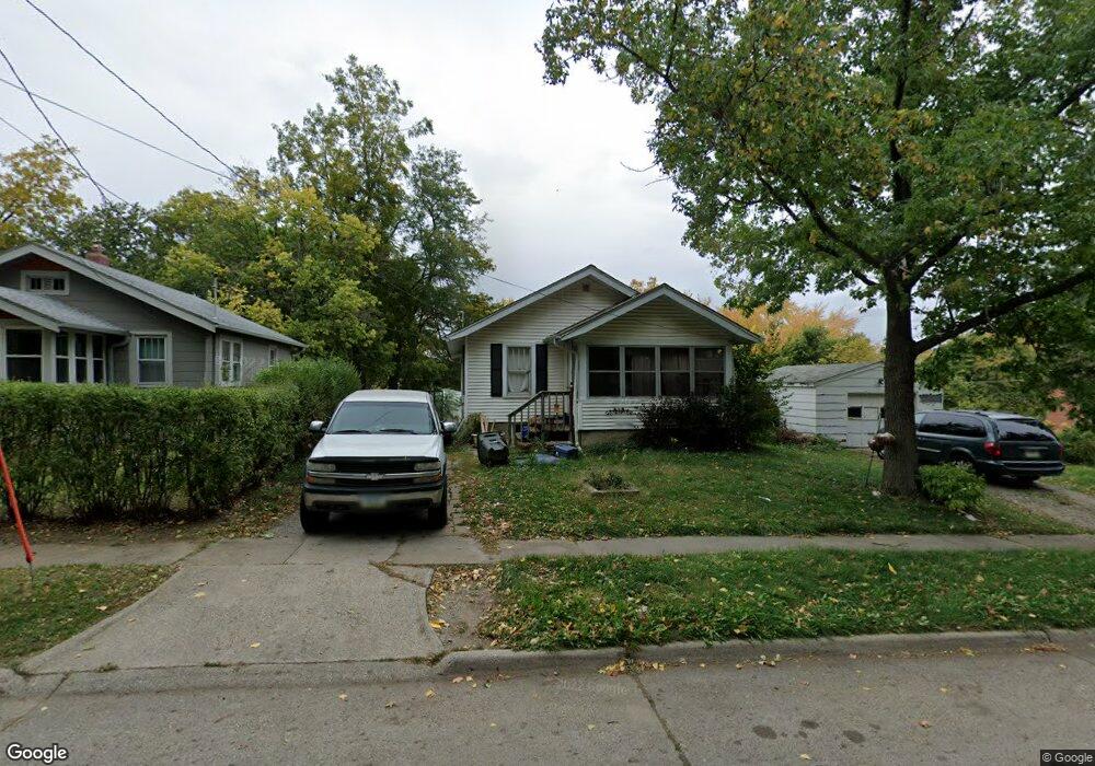 206 S 11th Ave W, Newton, IA 50208 - photo 1