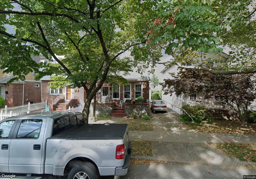 4510 Utopia Pkwy, Flushing, NY 11358 - photo 1