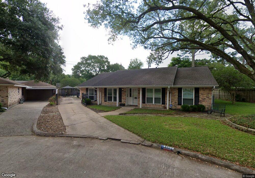 4902 Candlemist Dr, Houston, TX 77018 - photo 1