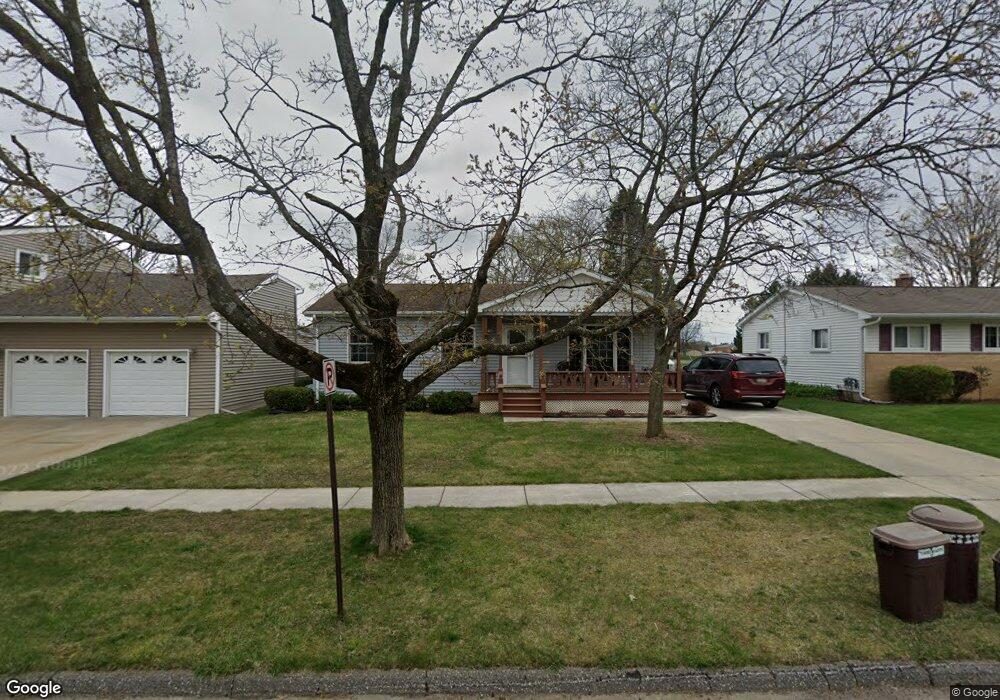 526 Poplar St, Clio, MI 48420 - photo 1