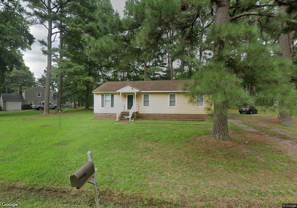 1302 Butternut Dr, Hopewell, VA 23860 - photo 1