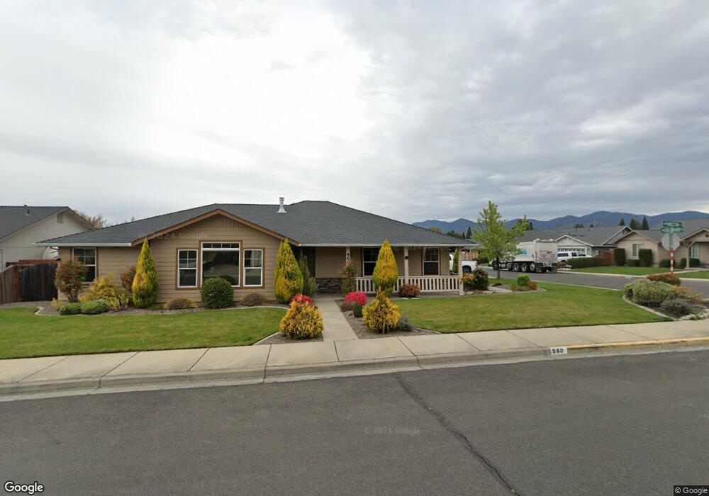 960 SW Princeton Place, Grants Pass, OR 97527 - photo 1