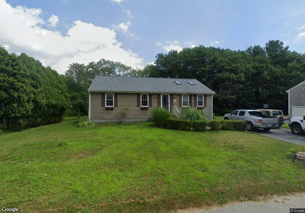 19 Rivet St, Fairhaven, MA 02719 - photo 1