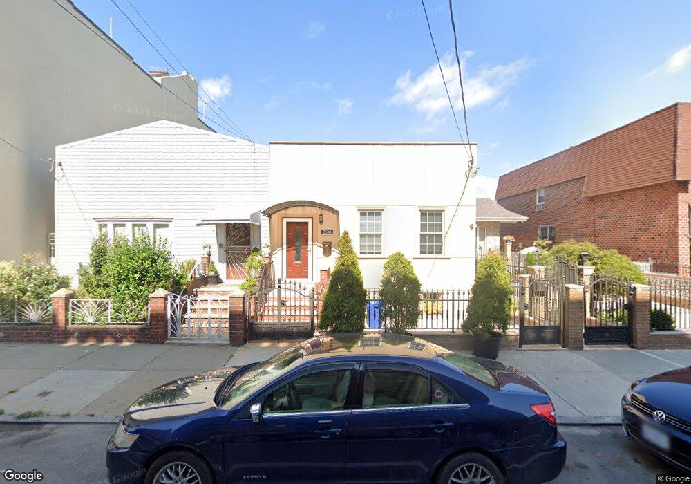 2538 44th St, Astoria, NY 11103 - photo 1