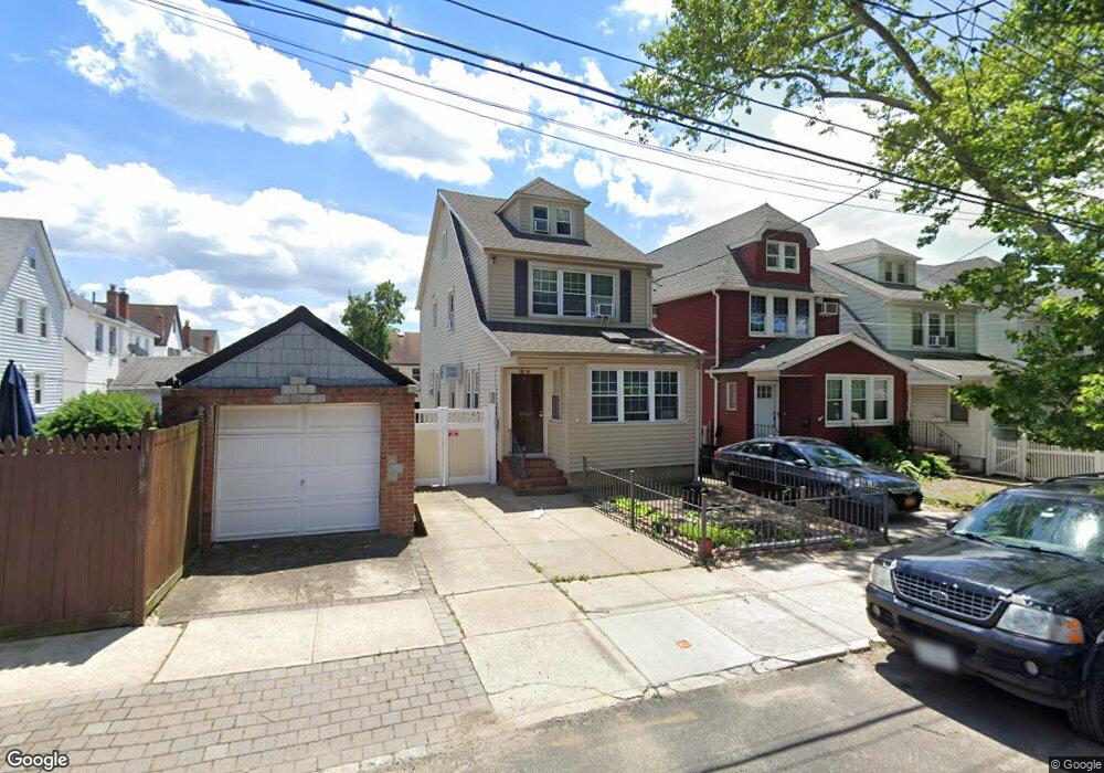 14640 20th Rd, Whitestone, NY 11357 - photo 1