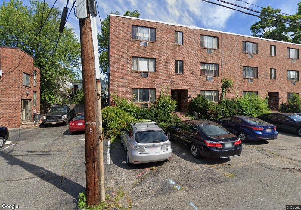 10 Adelaide Rd unit 5, Somerville, MA 02143 - photo 1