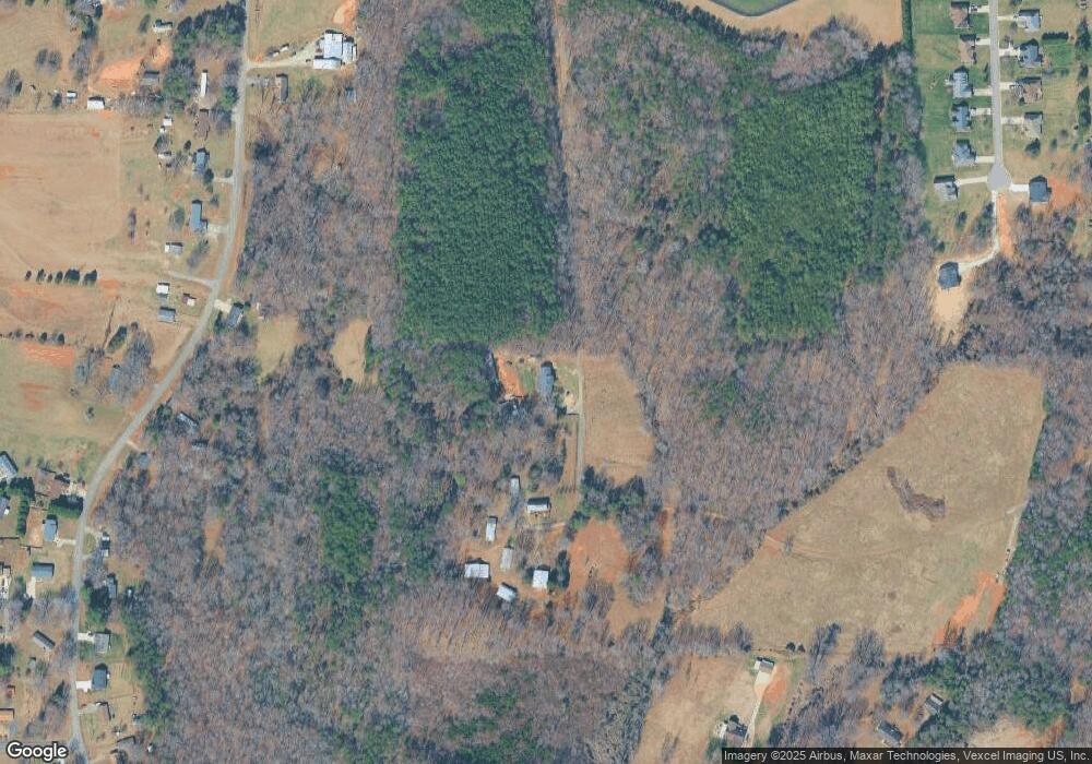 320 Nixon Rd, Statesville, NC 28625 - photo 1