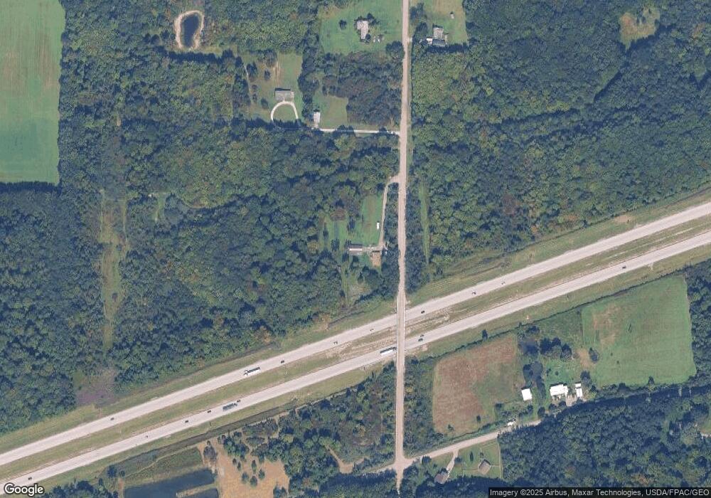 569 S Parrish Rd, Conneaut, OH 44030 - photo 1