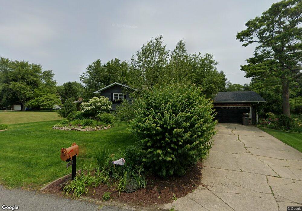 53110 Comanche Dr, South Bend, IN 46637 - photo 1