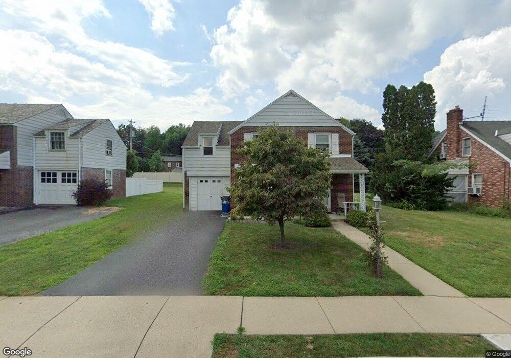 4310 8th Ave, Temple, PA 19560 - photo 1