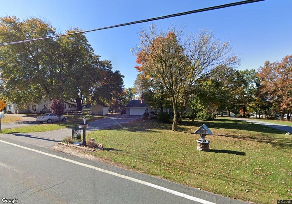 5826 Mineral Hill Rd, Sykesville, MD 21784 - photo 1