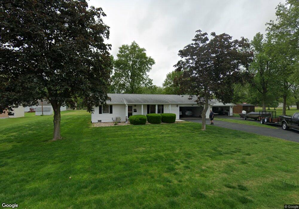 511 N Monroe St, Freeburg, IL 62243 - photo 1