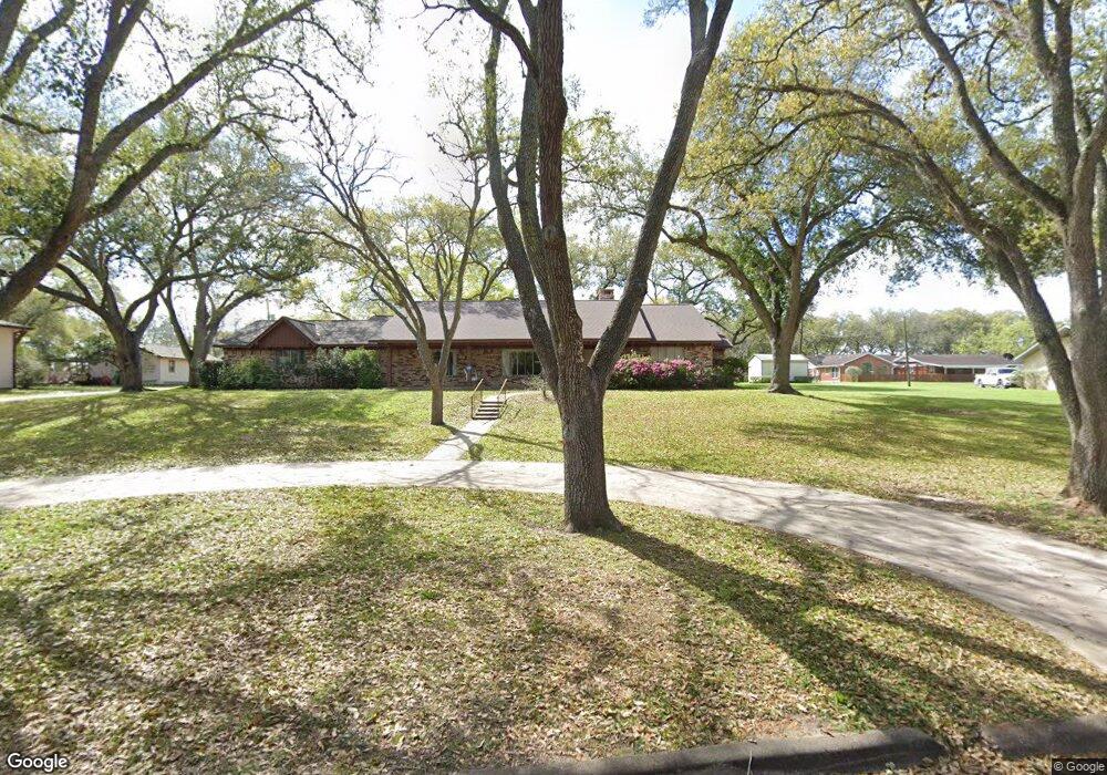 509 Jane St, East Bernard, TX 77435 - photo 1