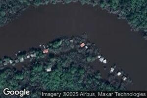 489 Getaway Ln, Surrency, GA 31563