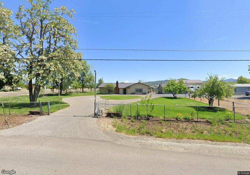 6728 Mclaughlin Dr, Central Point, OR 97502 - photo 1