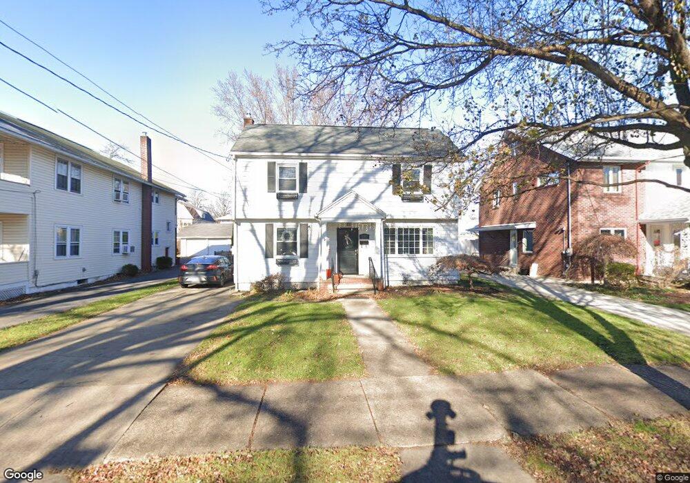 570 Meadowland Ave, Kingston, PA 18704 - photo 1