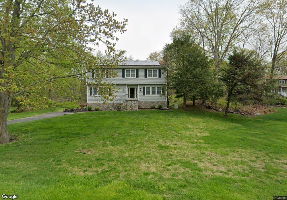 12 Amanda Ct, Cortlandt Manor, NY 10567 - photo 1