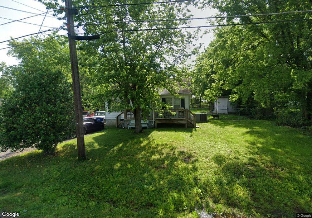 1818 Springdale Ave, Shelbyville, TN 37160 - photo 1