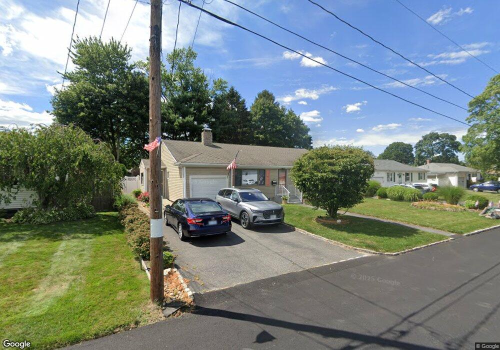 21 Riley Dr, Riverside, RI 02915 - photo 1