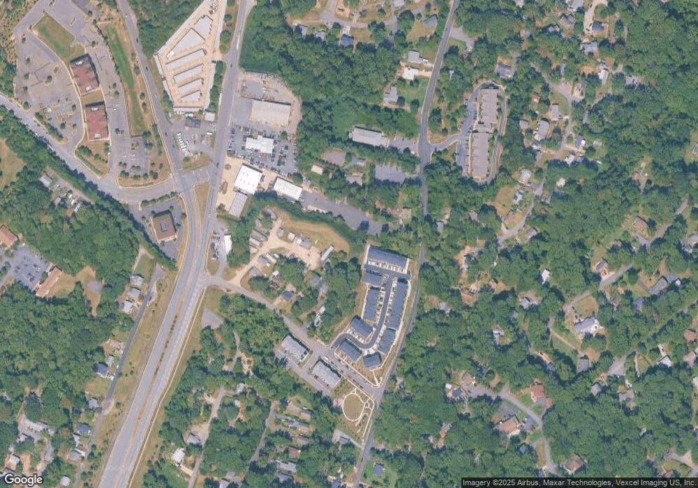 18394 Old Triangle Rd, Triangle, VA 22172 - photo 1