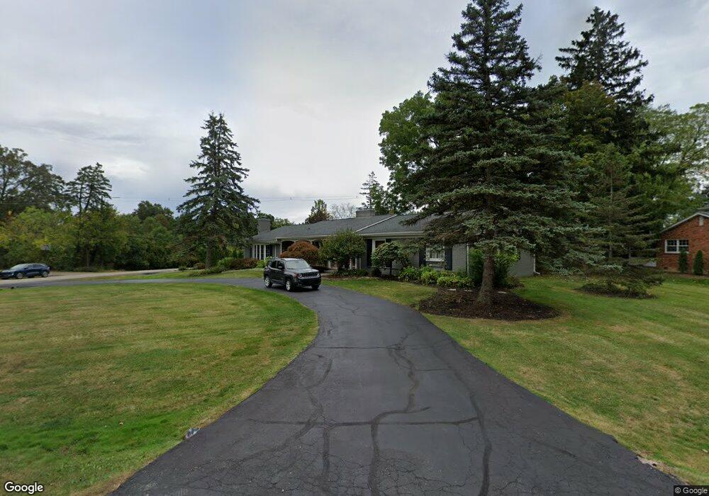 5307 Echo Rd, Bloomfield Hills, MI 48302 - photo 1