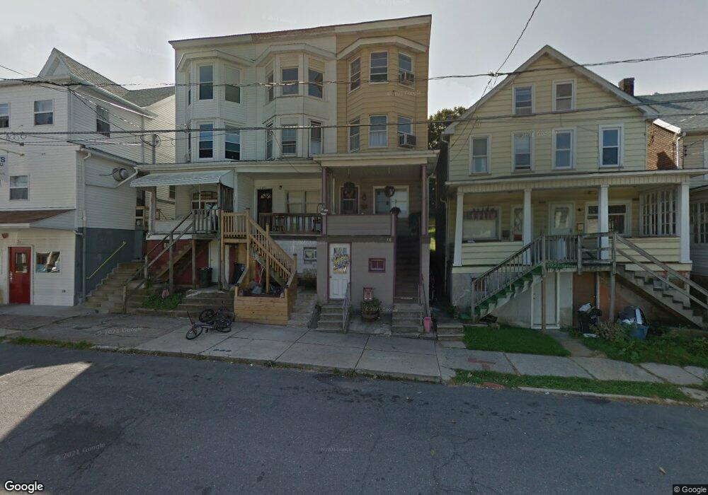 30 1/2 E Abbott St, Lansford, PA 18232 - photo 1