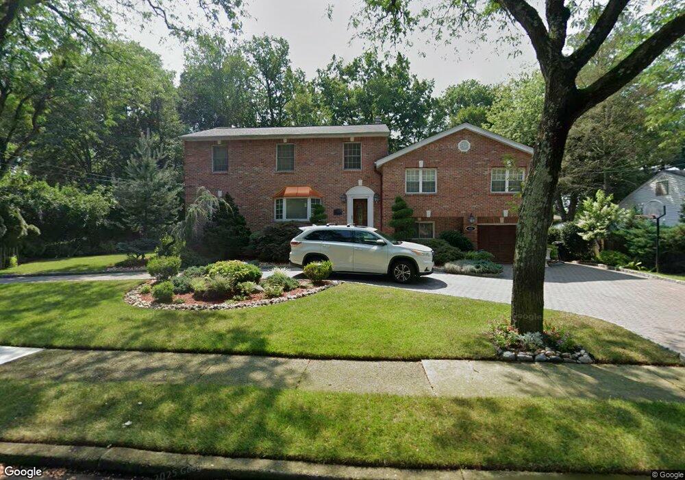 468 Arthur Terrace, Paramus, NJ 07652 - photo 1