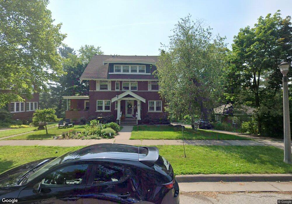 2416 E 6th St, Duluth, MN 55812 - photo 1