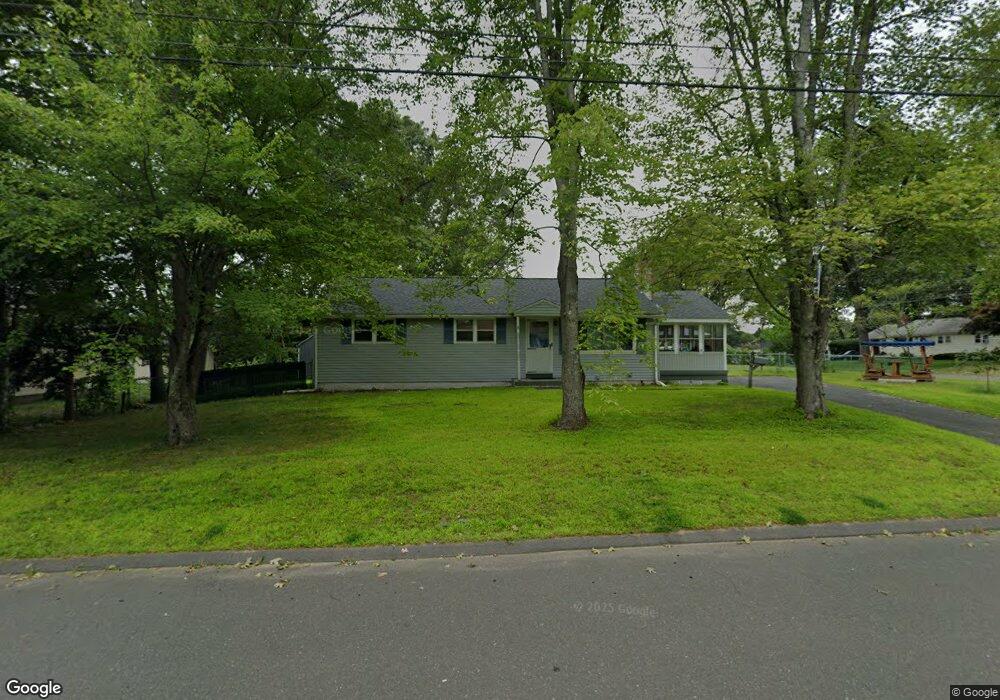 32 Sun St, Enfield, CT 06082 - photo 1