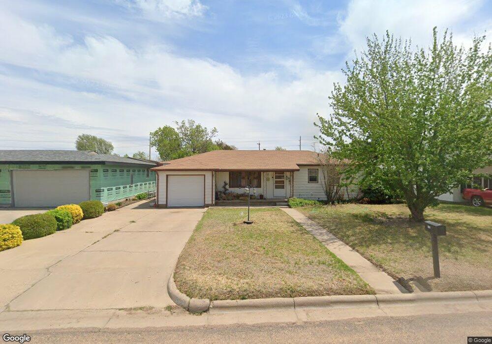 1008 S Trindle St, Hugoton, KS 67951 - photo 1