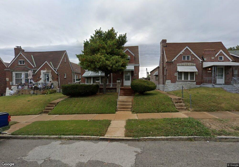 4665 Margaretta Ave, Saint Louis, MO 63115 - photo 1