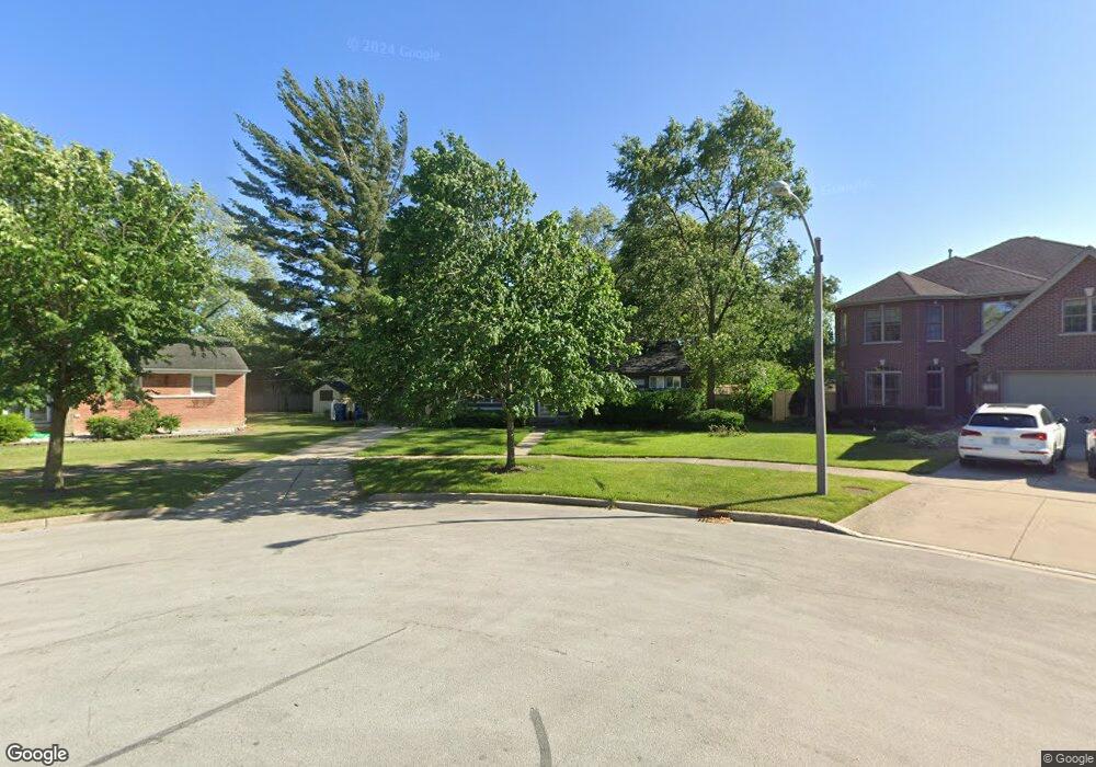 430 N Highview Ave, Elmhurst, IL 60126 - photo 1