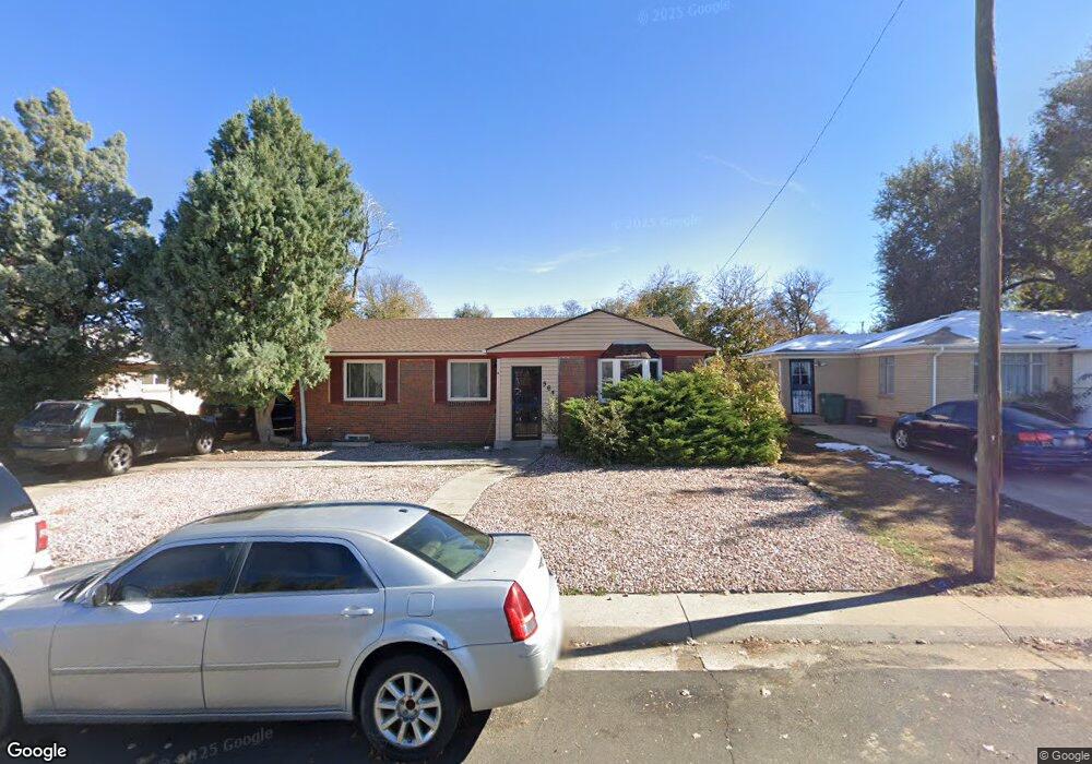 564 Florence St, Aurora, CO 80010 - photo 1