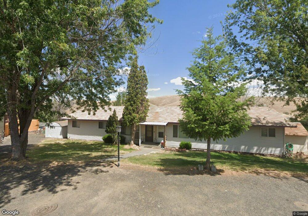 135 Summit Dr, Heppner, OR 97836 - photo 1