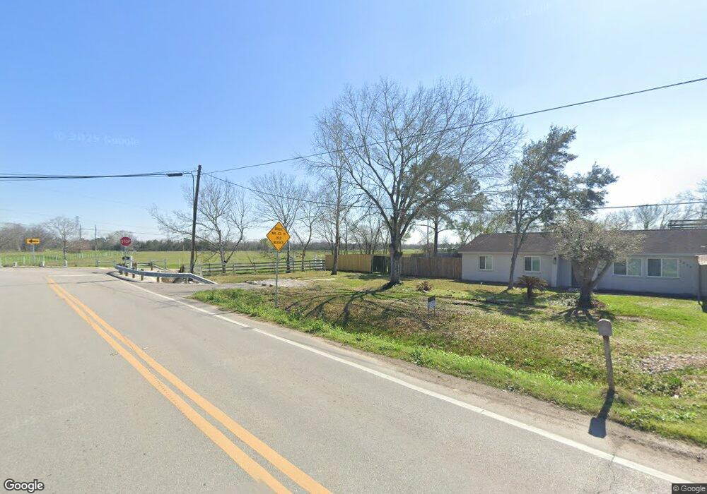 3692 County Road 144, Alvin, TX 77511 - photo 1