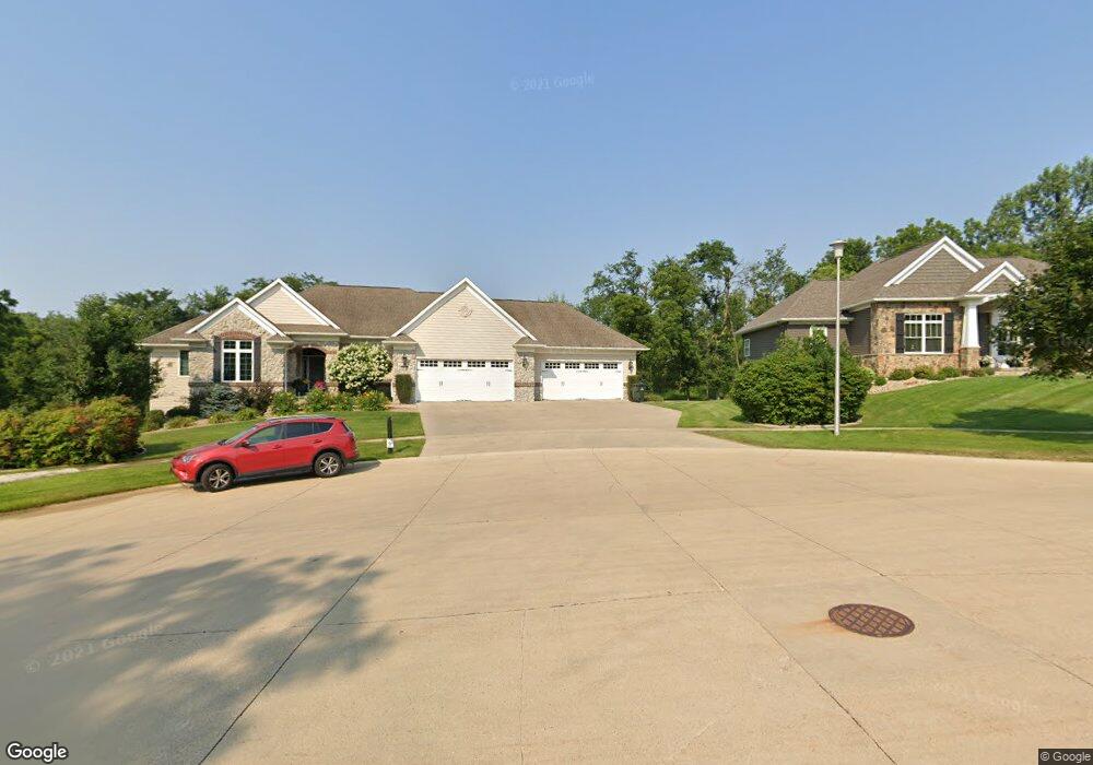 3515 Spring Valley Place NE, Cedar Rapids, IA 52411 - photo 1