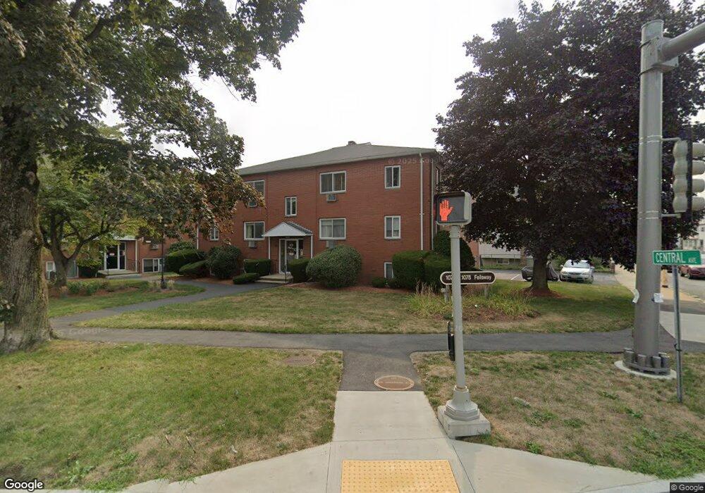 1078 Fellsway unit 10, Medford, MA 02155 - photo 1