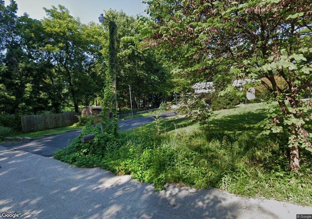 52 Pearl Dr, Glen Carbon, IL 62034 - photo 1