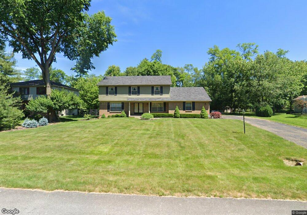 5766 Buck Run Dr, Columbus, OH 43213 - photo 1