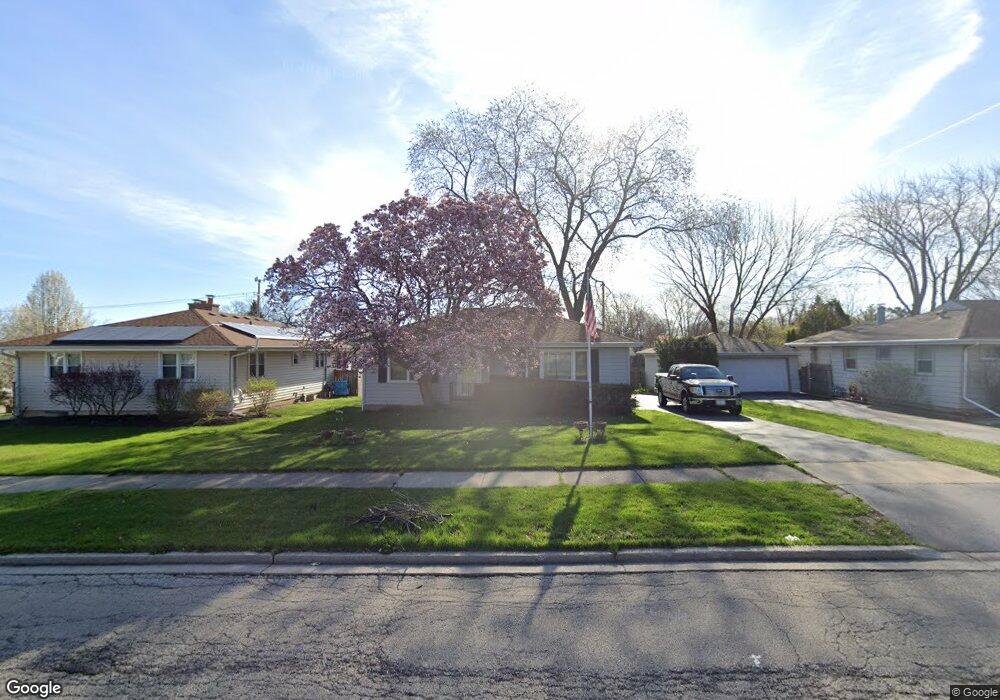 443 Baldwin Ave, Waukegan, IL 60085 - photo 1