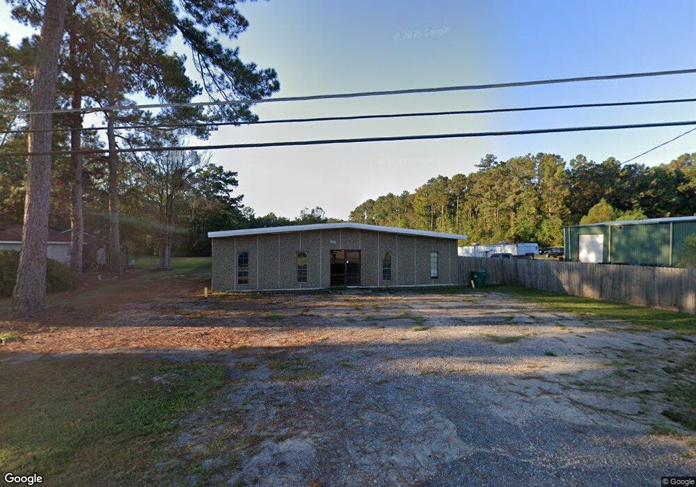1708 E Canal St, Picayune, MS 39466 - photo 1