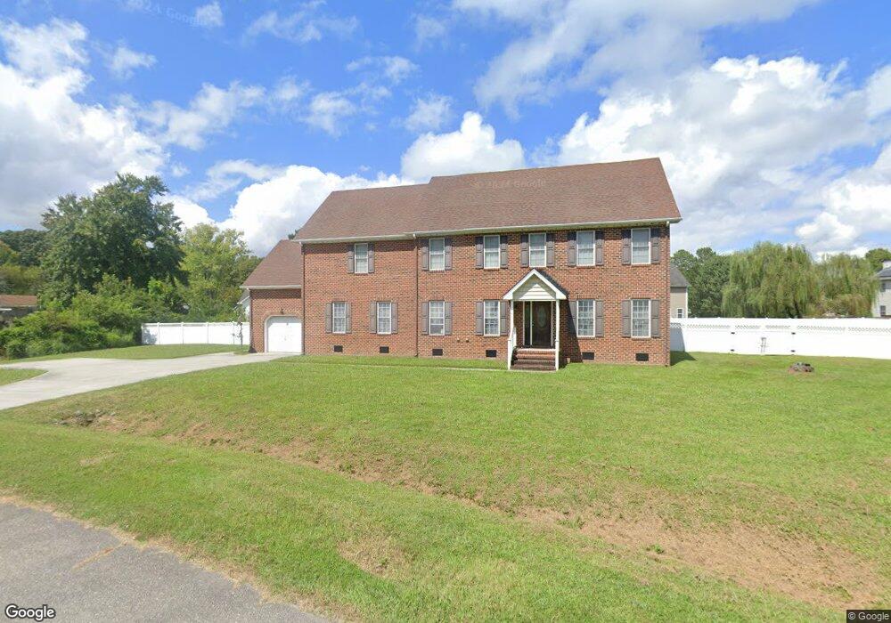 605 Cressfield Dr, West Point, VA 23181 - photo 1