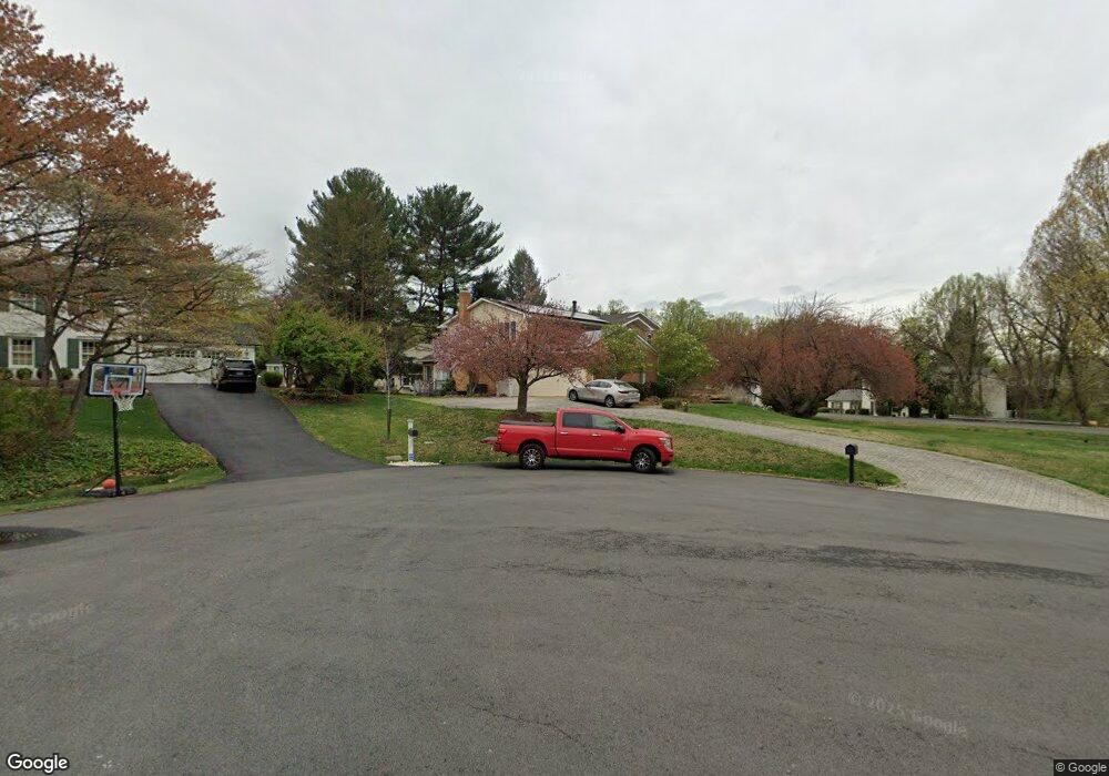 910 Saddleback Ct, McLean, VA 22102 - photo 1