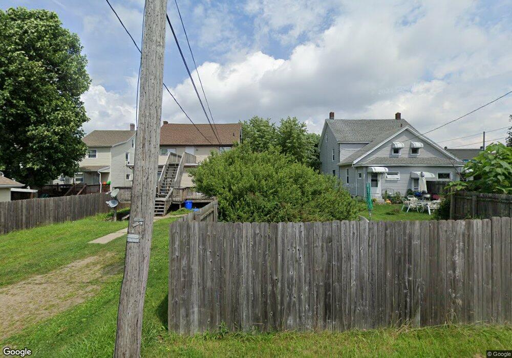 135 Carleton Ave, Hazleton, PA 18201 - photo 1