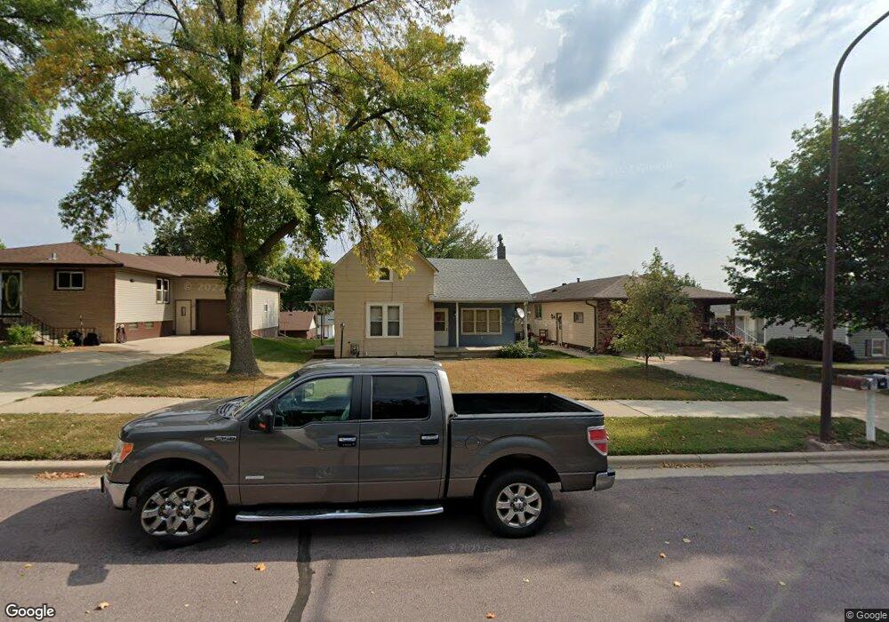 1614 N Jefferson St, New Ulm, MN 56073 - photo 1