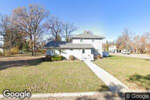 542 E 5th St, Neche, ND 58265