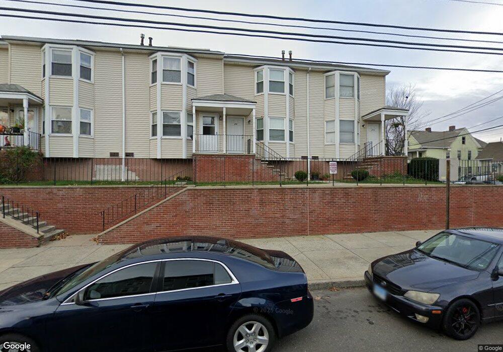 289 Broad St, Bridgeport, CT 06604 - photo 1