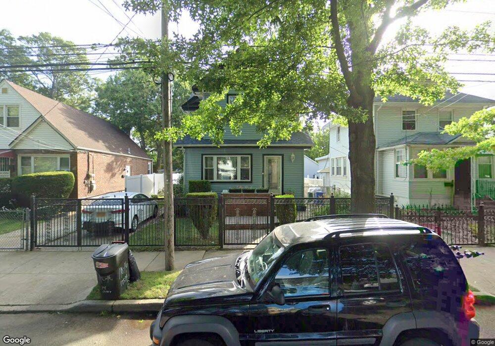 11016 175th St, Jamaica, NY 11433 - photo 1