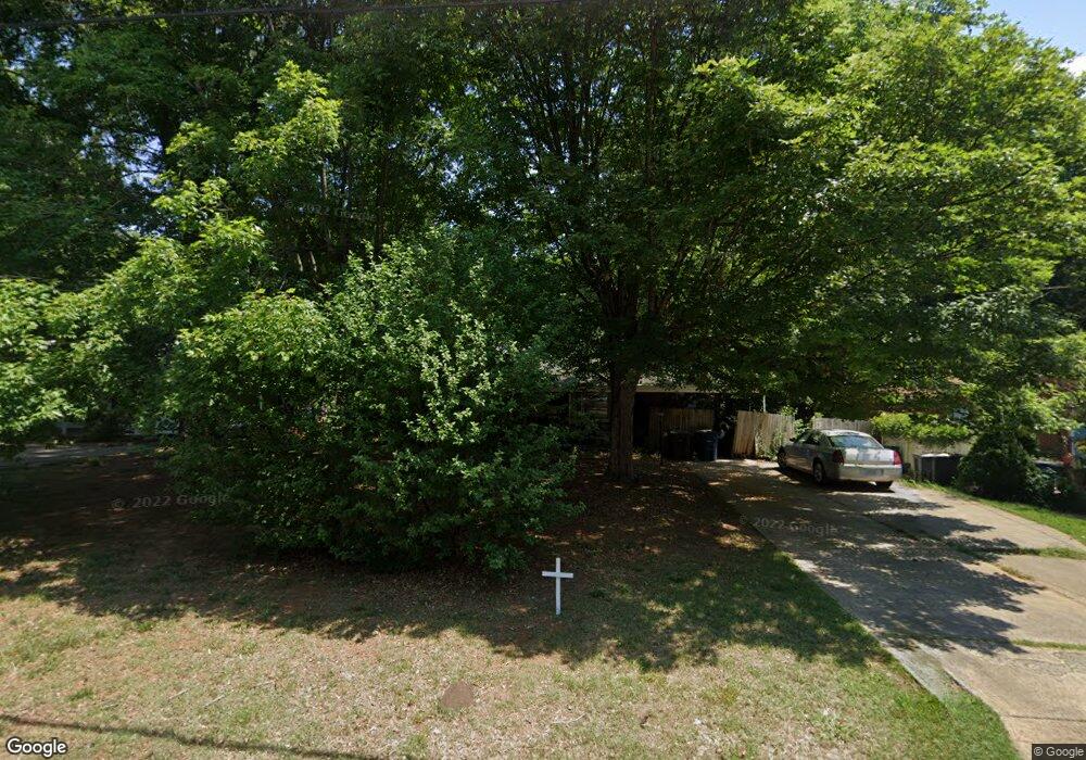 628 Holland Dr, Statesville, NC 28677 - photo 1