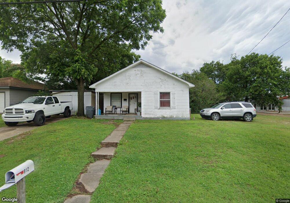 912 2nd Ave NW, Ardmore, OK 73401 - photo 1